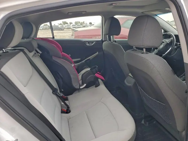 2021 HYUNDAI IONIQ SEL  