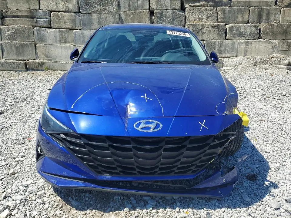2022 HYUNDAI ELANTRA SEL  