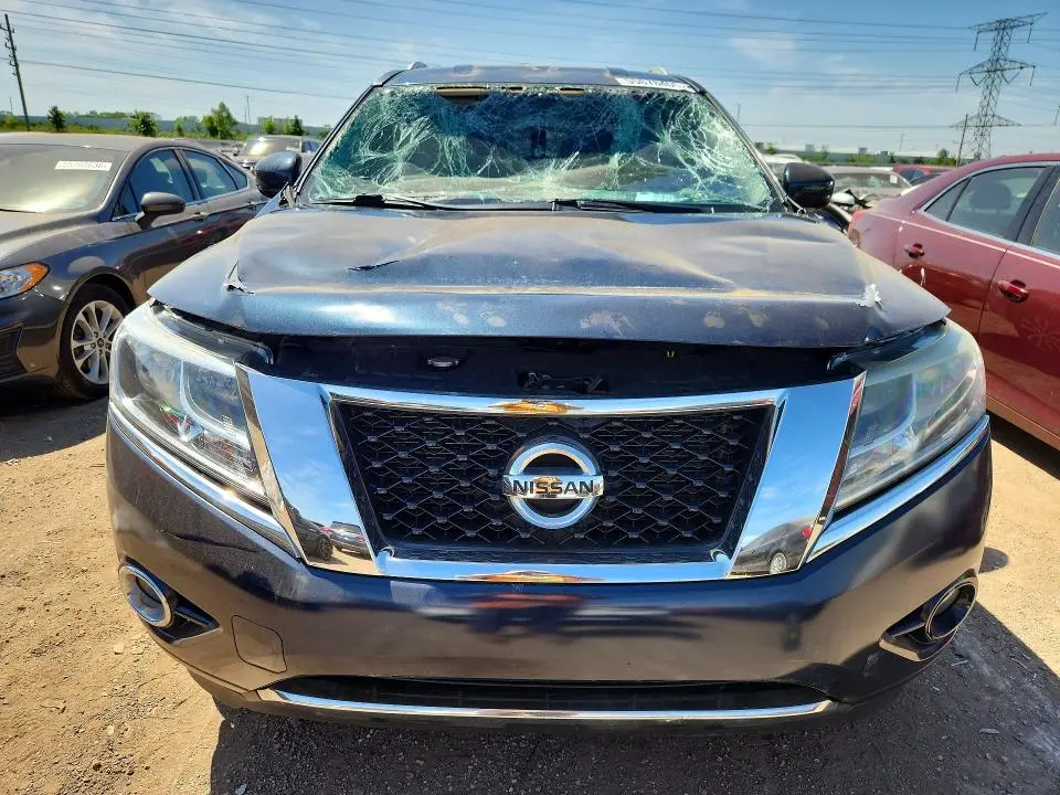 2016 NISSAN PATHFINDER SV  