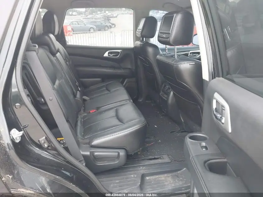 2013 NISSAN PATHFINDER SL
