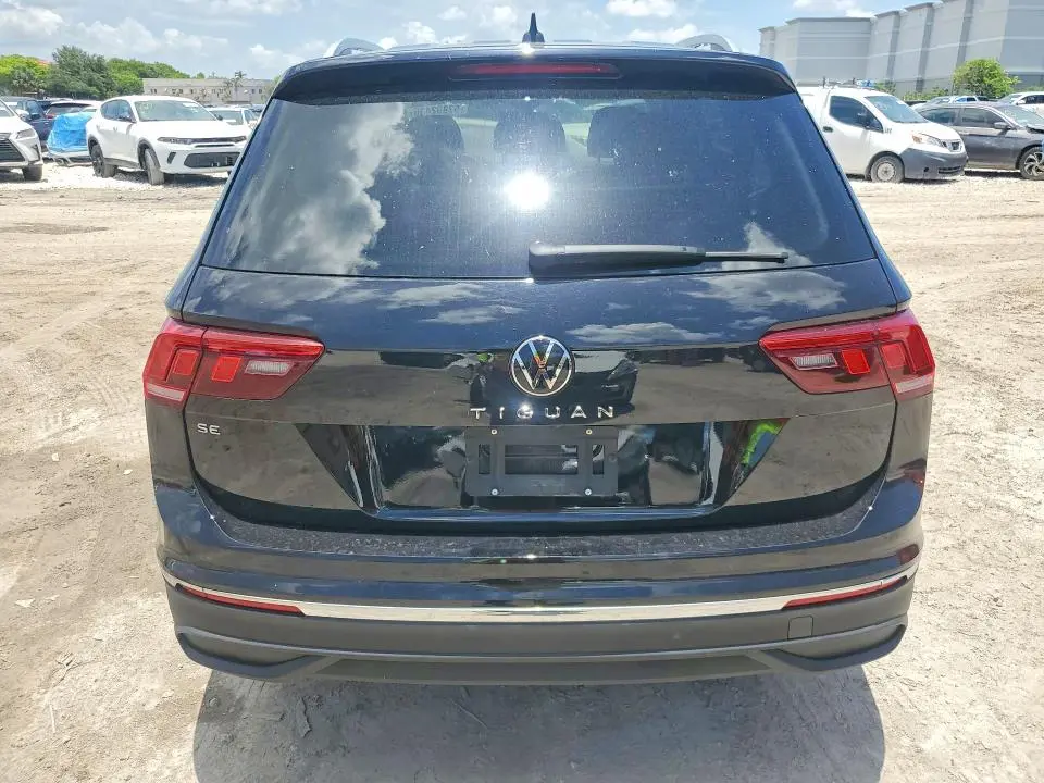 2022 VOLKSWAGEN TIGUAN   
