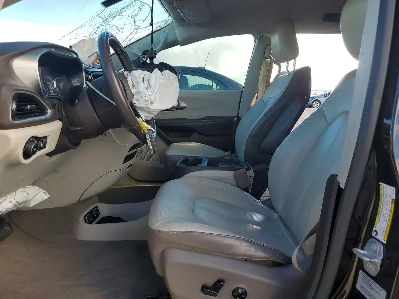 2017 CHRYSLER PACIFICA TOURING L  