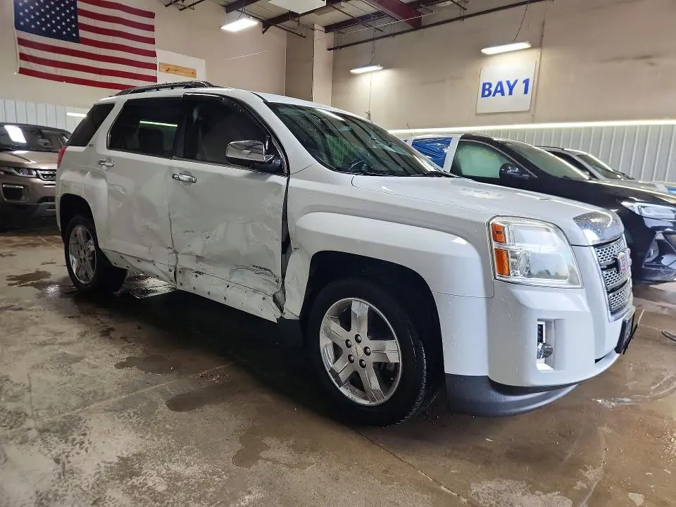 2013 GMC TERRAIN SLT  