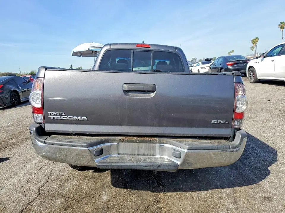 2014 TOYOTA TACOMA BASE  