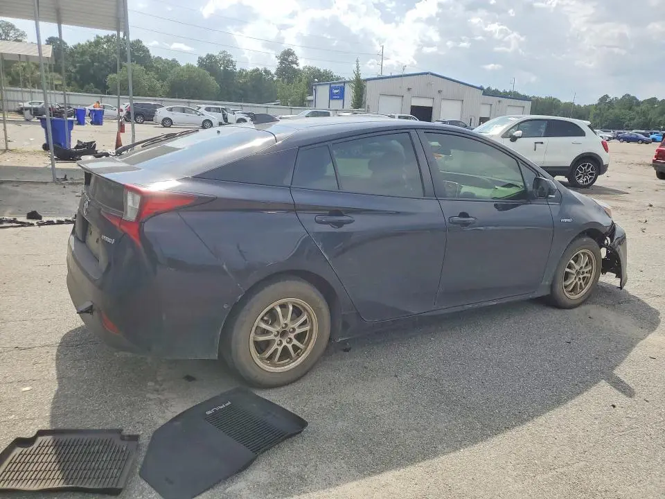 2021 TOYOTA PRIUS LE  