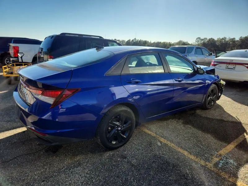 2021 HYUNDAI ELANTRA SEL  