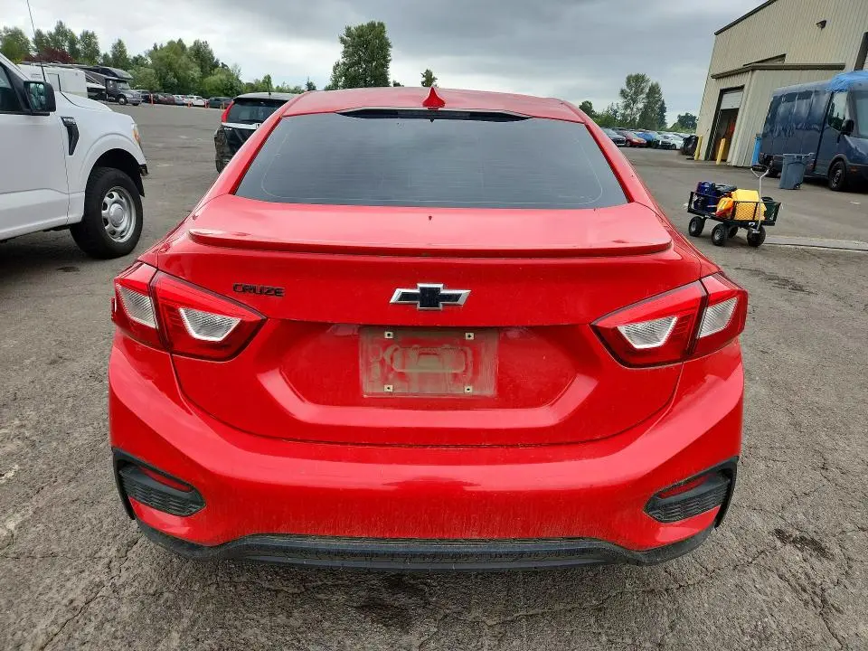 2018 CHEVROLET CRUZE LT  
