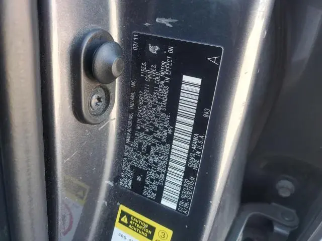 2011 TOYOTA HIGHLANDER BASE  