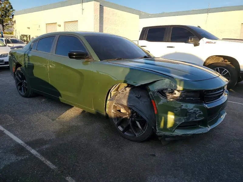 2021 DODGE CHARGER SXT  