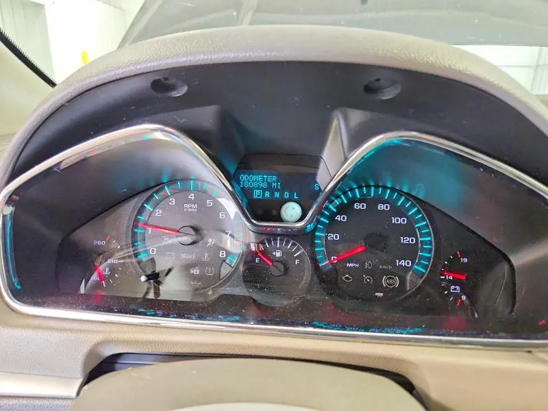 2013 CHEVROLET TRAVERSE LS  