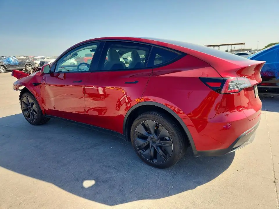 2024 TESLA MODEL Y   