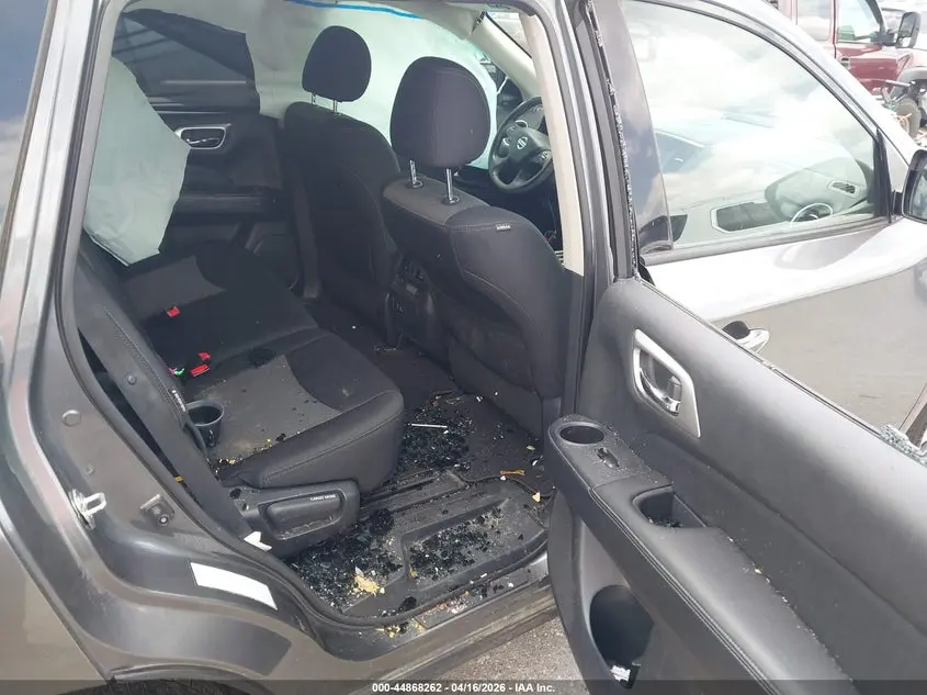 2019 NISSAN PATHFINDER SV