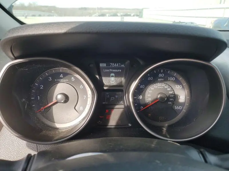 2016 HYUNDAI ELANTRA GT BASE  