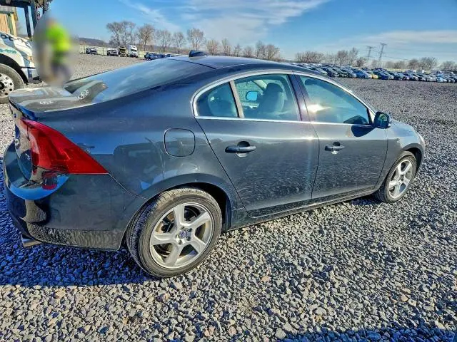 2013 VOLVO S60 T5  