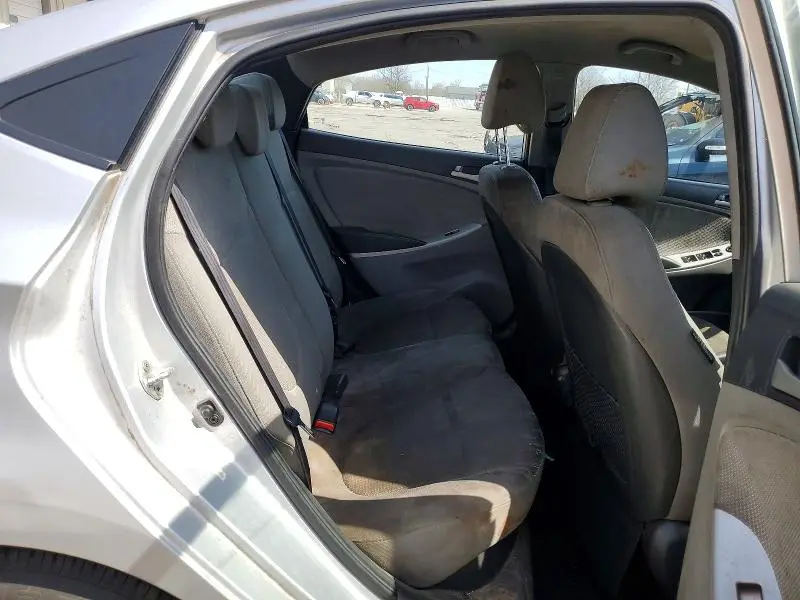 2013 HYUNDAI ACCENT GLS  