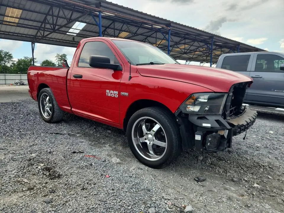 2013 RAM 1500 ST  