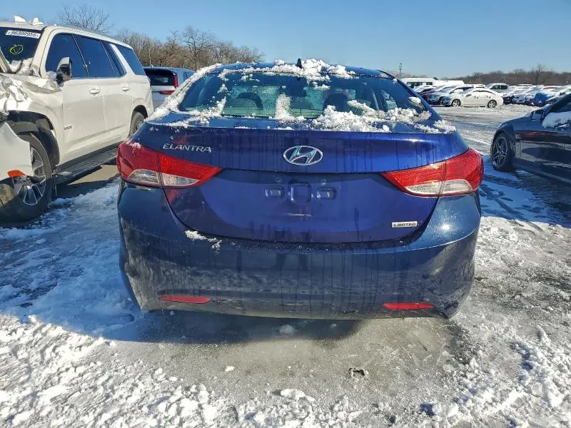 2013 HYUNDAI ELANTRA GLS  