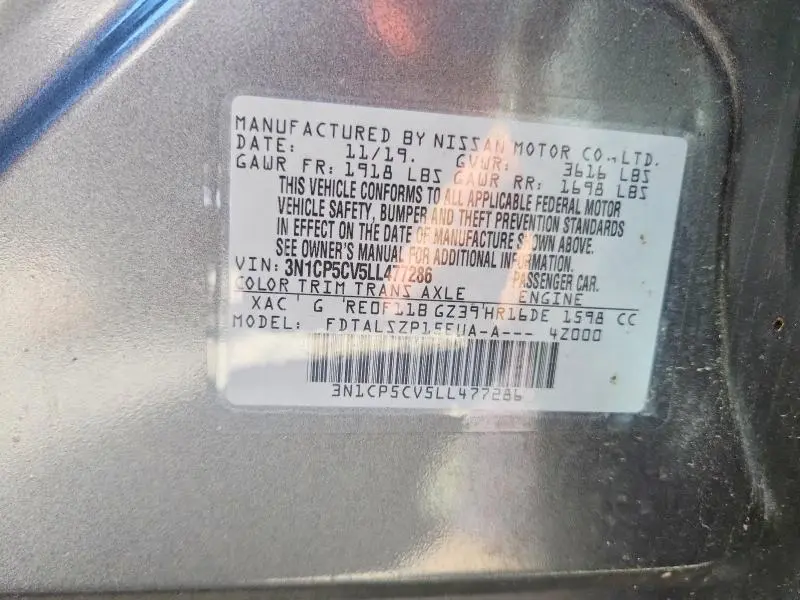 2020 NISSAN KICKS SV  