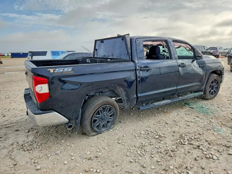 2021 TOYOTA TUNDRA CREWMAX SR5  