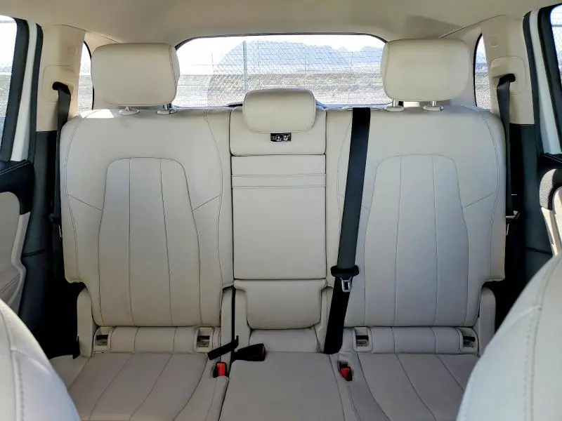 2020 MERCEDES-BENZ GLB 250  