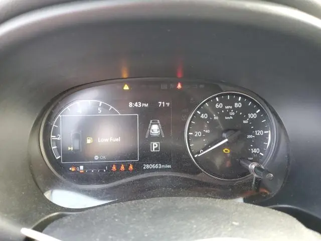 2021 NISSAN KICKS SV  