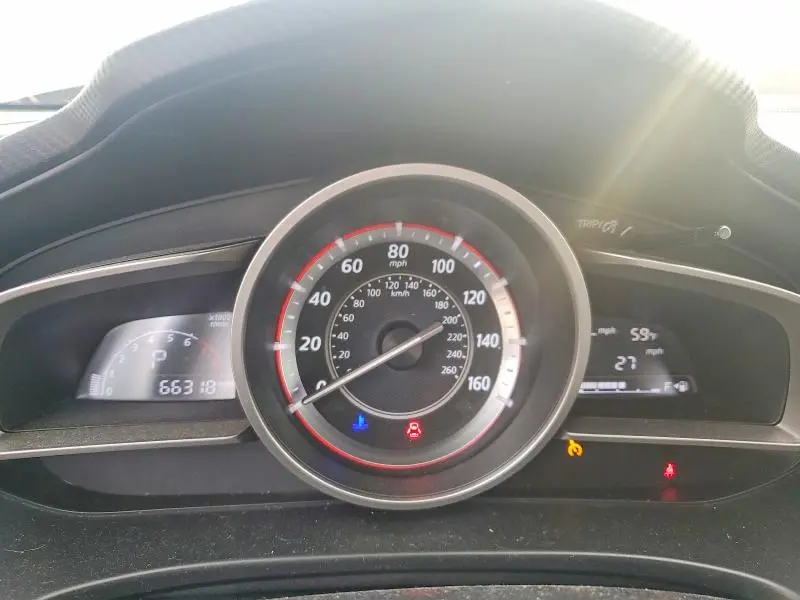 2015 MAZDA 3 TOURING  