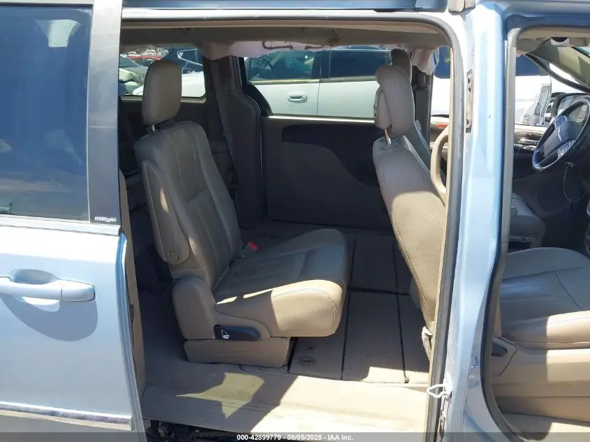 2013 CHRYSLER TOWN & COUNTRY TOURING