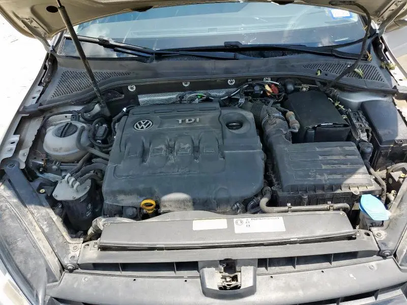 2015 VOLKSWAGEN GOLF SPORTWAGEN TDI S  