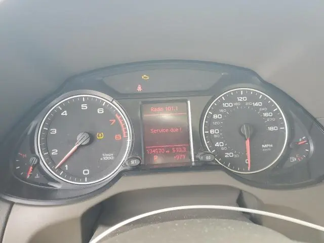 2010 AUDI Q5 PREMIUM  