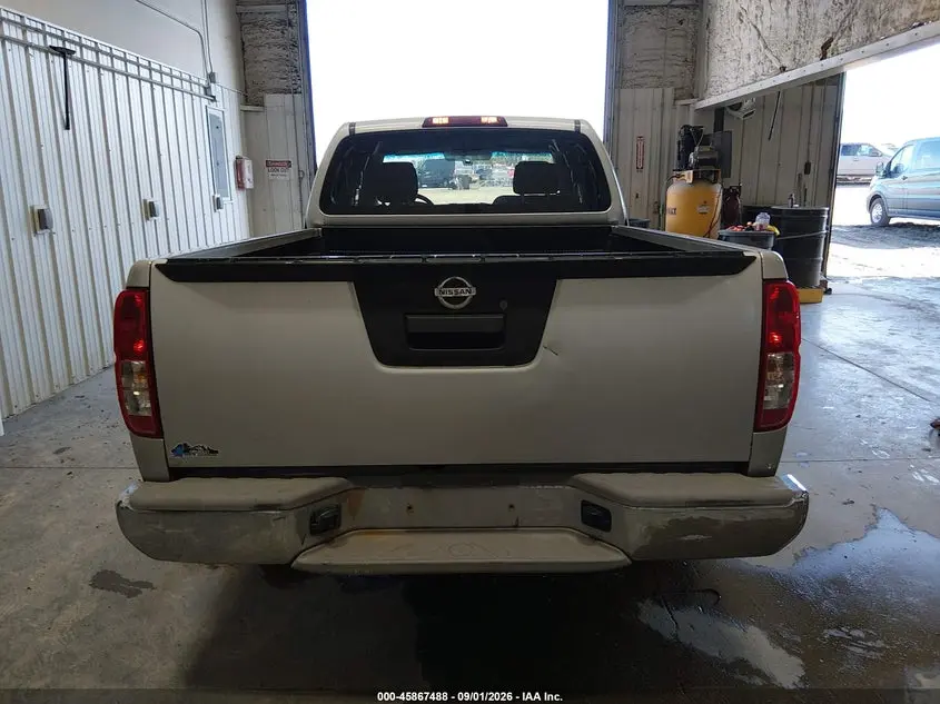 2014 NISSAN FRONTIER S