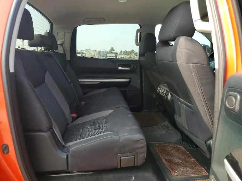 2016 TOYOTA TUNDRA SR5  