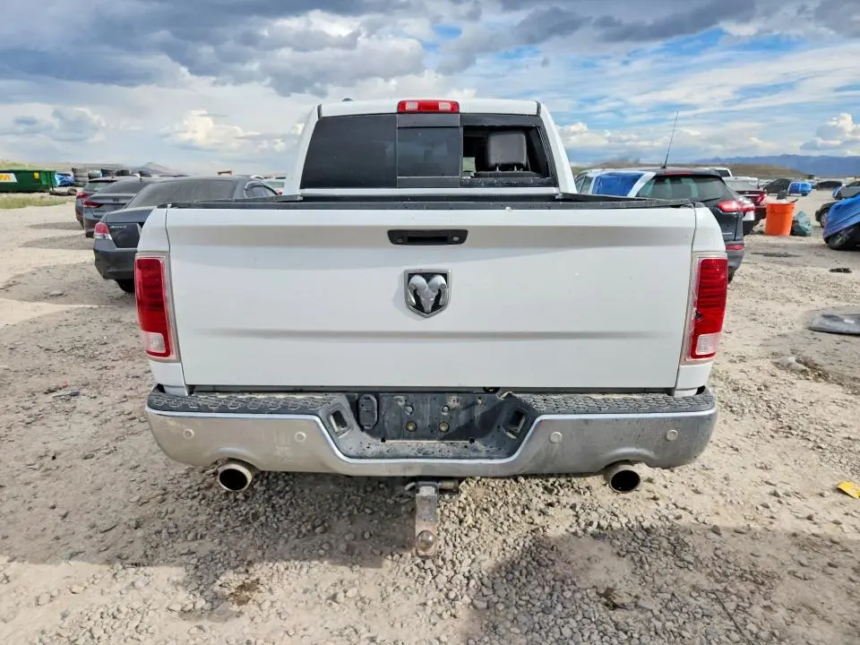 2016 RAM 1500 LARAMIE  