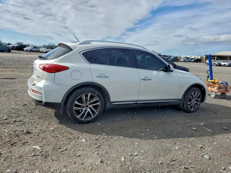 2016 INFINITI QX50   