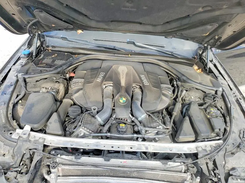 2019 BMW 750 XI  