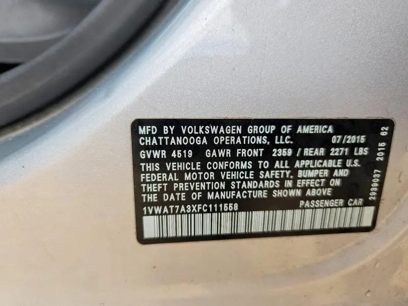 2015 VOLKSWAGEN PASSAT S  