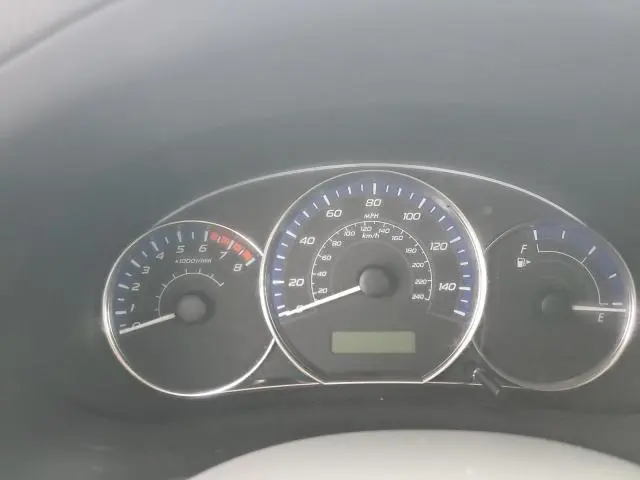 2010 SUBARU FORESTER XS  