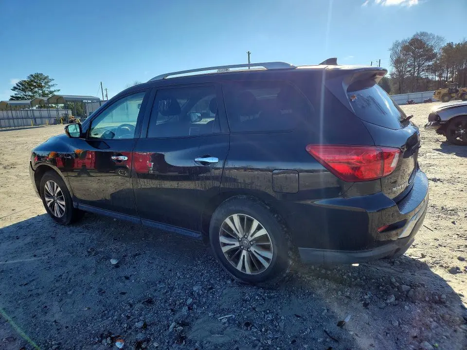 2019 NISSAN PATHFINDER S  