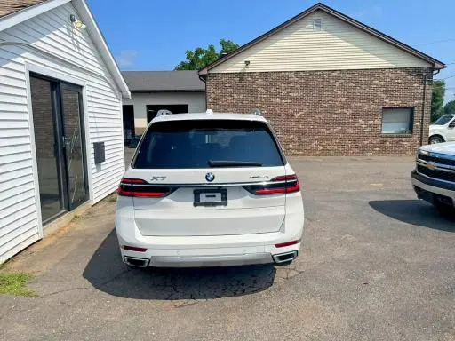 2025 BMW X7 XDRIVE40I  