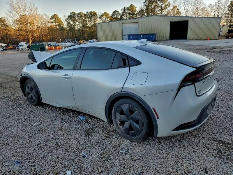 2024 TOYOTA PRIUS LE  