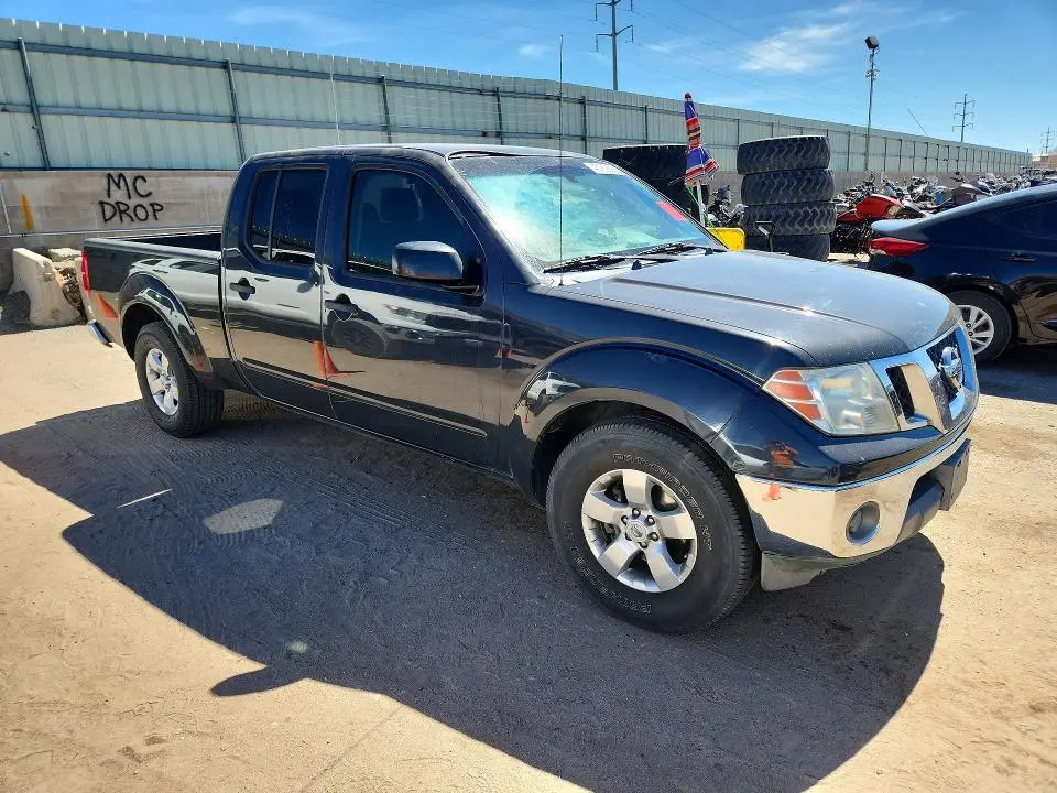 2010 NISSAN FRONTIER SE V6  