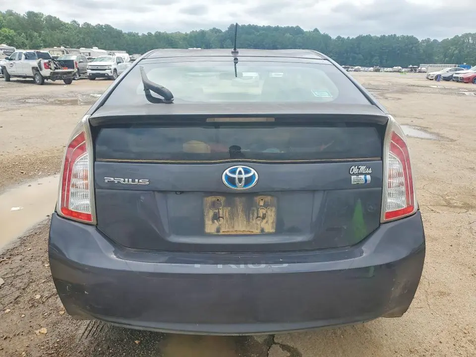 2015 TOYOTA PRIUS TWO  
