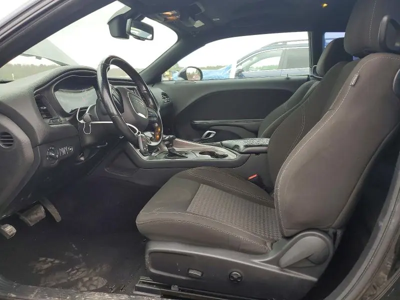 2021 DODGE CHALLENGER SXT  