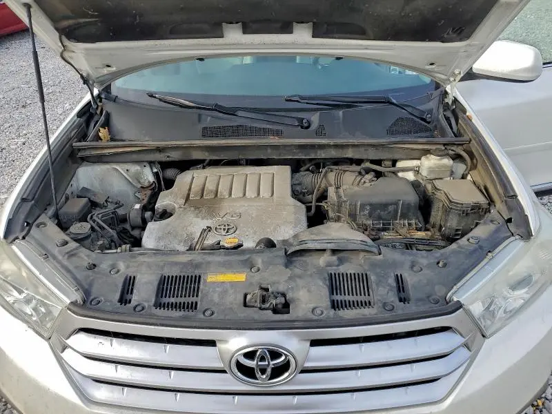 2013 TOYOTA HIGHLANDER BASE  