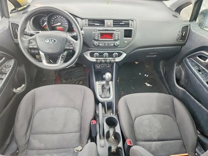 2015 KIA RIO LX  