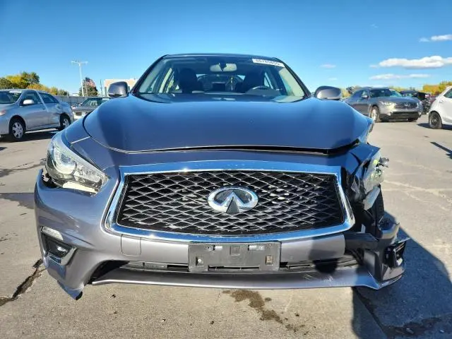 2018 INFINITI Q50 LUXE  