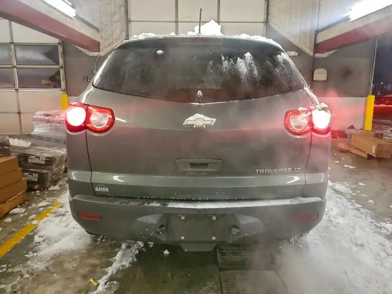 2011 CHEVROLET TRAVERSE LT  