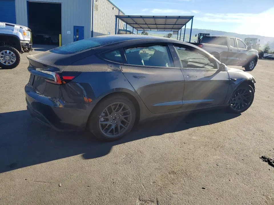 2026 TESLA MODEL 3   