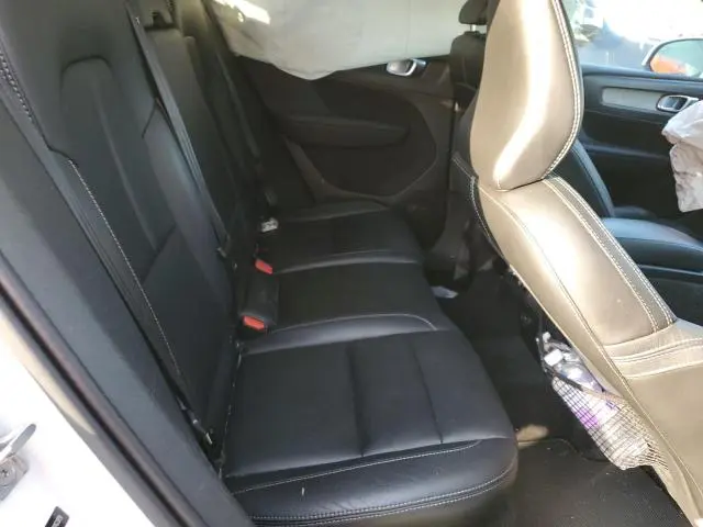 2019 VOLVO XC40 T4 INSCRIPTION  