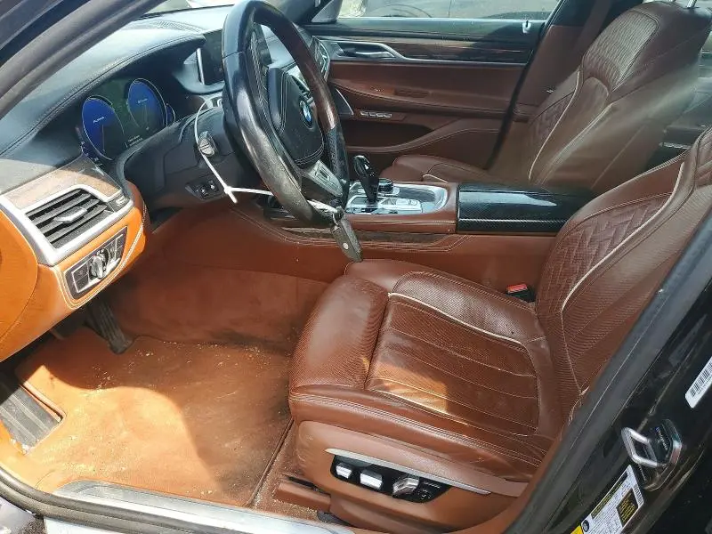 2016 BMW 750 XI  