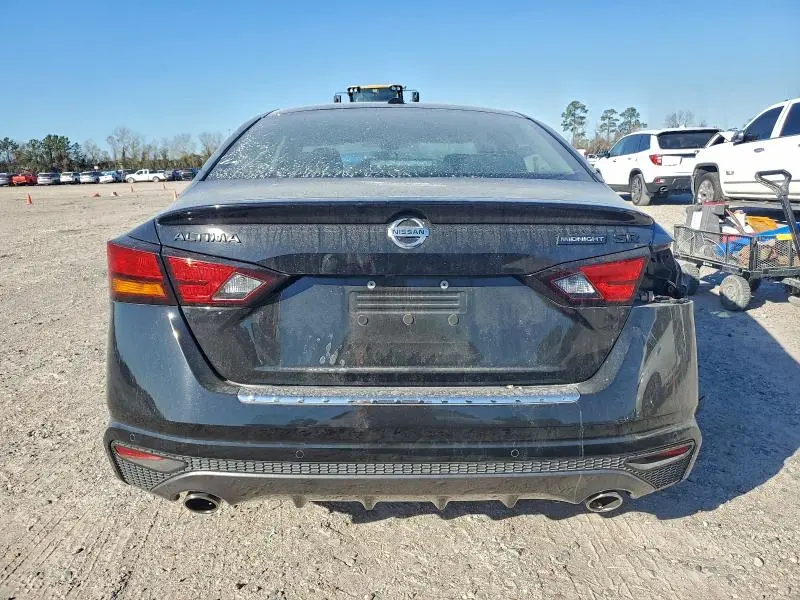 2022 NISSAN ALTIMA SR  